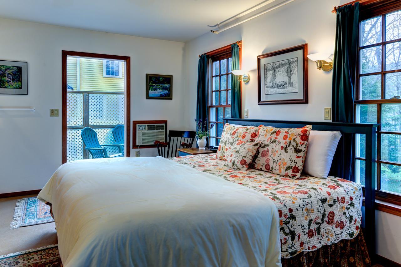 Breakfast On The Connecticut Bed & Breakfast Lyme Eksteriør bilde