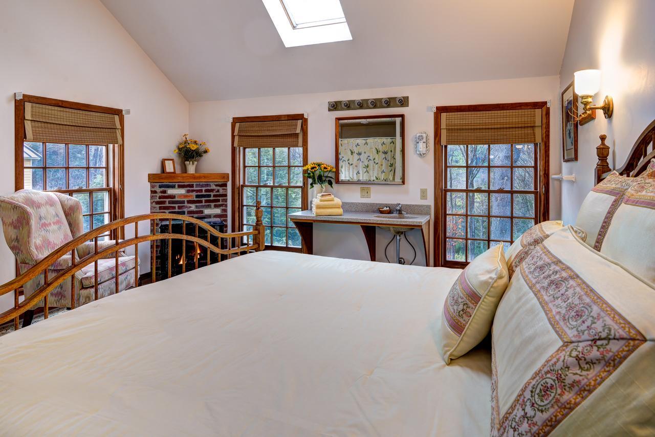 Breakfast On The Connecticut Bed & Breakfast Lyme Eksteriør bilde